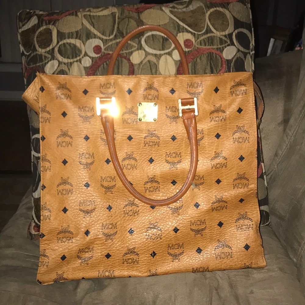this bag is not for sale it’s trade do not bye it - Picture 6 of 8